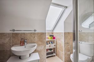 En Suite- click for photo gallery